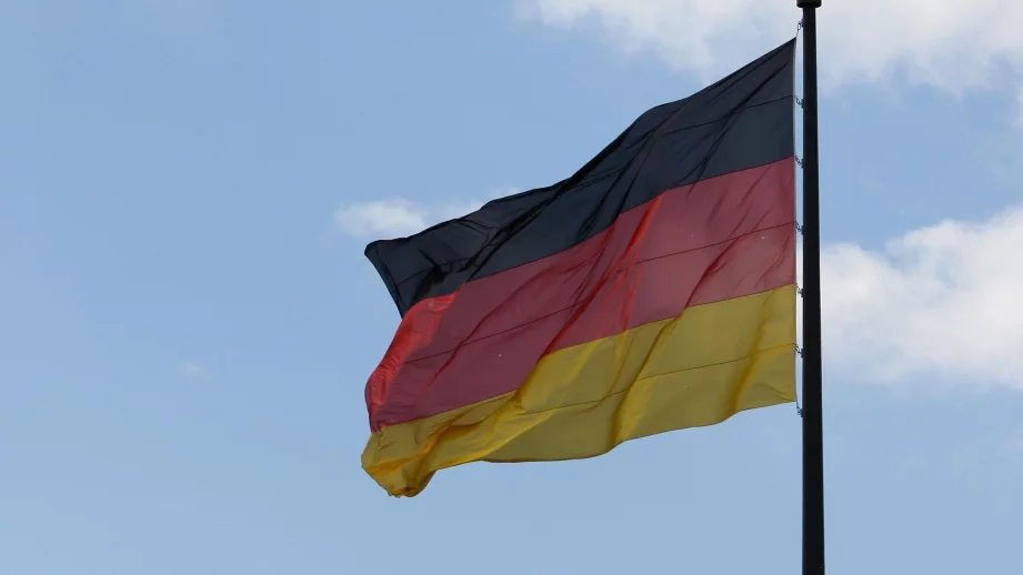 Германия се къпе в пари и спешно търси работна ръка 