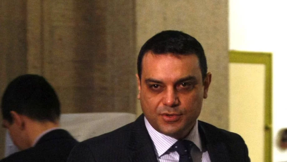 Московски: Концесионерът на софийското летище трябва да модернизира терминал 1 или да построи нов