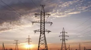 Битовите потребители купуват ток на свободния пазар от 2027 г. с избор за фиксирана или динамична цена