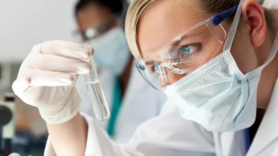 14 високоплатени професии за хора, които мразят... хора