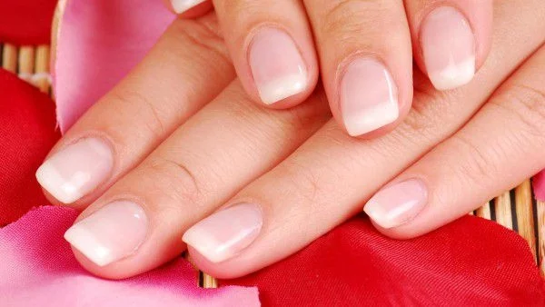 Какво казват ноктите ти за теб?