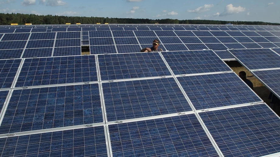 Слънчевата енергия в Индия - рекордно евтина 