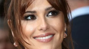 Черил Коул стана майка