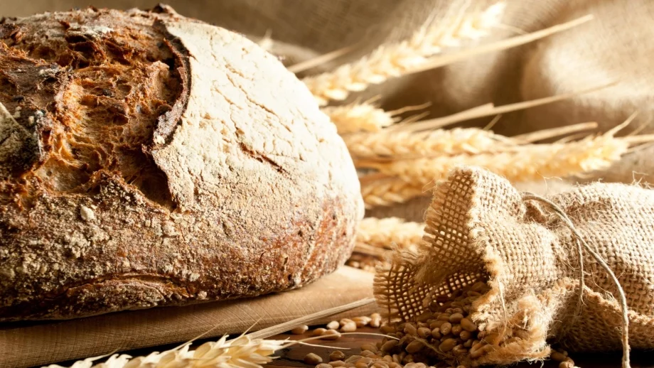 Проф. Байкова: Данък "вредни храни" няма да засегне хляба