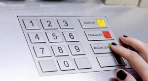 Сътресение в Eurobank, ново ръководство начело на банката