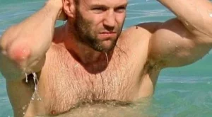 Джейсън Стейтъм оглави британска класация за мъжественост