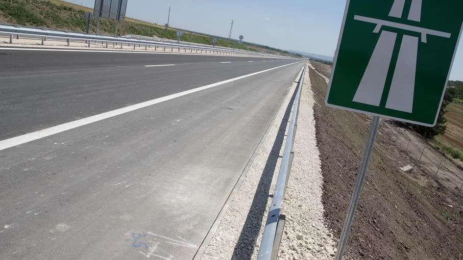 910 дни ще градят отсечката на "Хемус" между Ябланица и Боаза