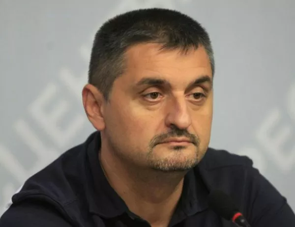 Кирил Добрев напуска парламента