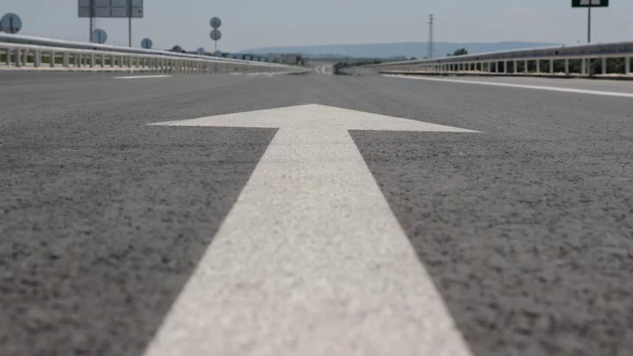 133 млн. лева ще струва строежа на още 16 км от АМ "Хемус"