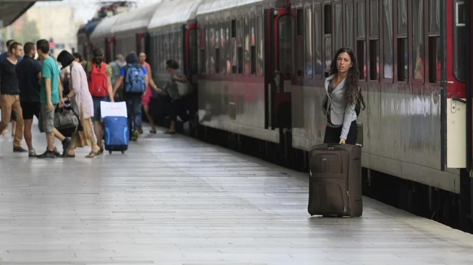 Идея на държавата - да се ограничат автобусните превози, за да се стимулират тези с влак