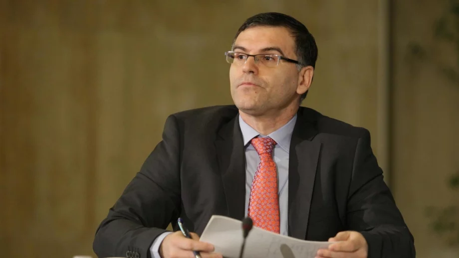 Дянков: Строежът на магистрали няма да върне хората от чужбина