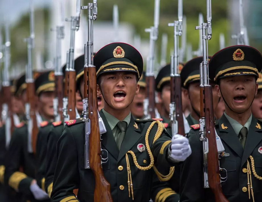 Анализ: Предстои скок в износа на китайско оръжие по света