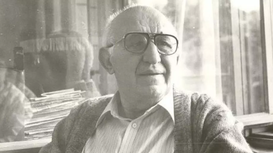 Внукът на Тодор Живков си купи палат в Америка