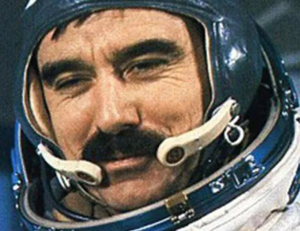 Космонавтът Георги Иванов е в съзнание и е стабилен