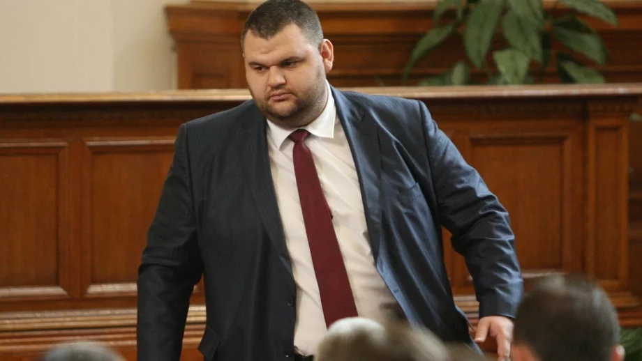 България през 2016 година: Скандалите около обществените поръчки 