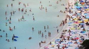 Стотици желаещи за сезонна работа по морето 