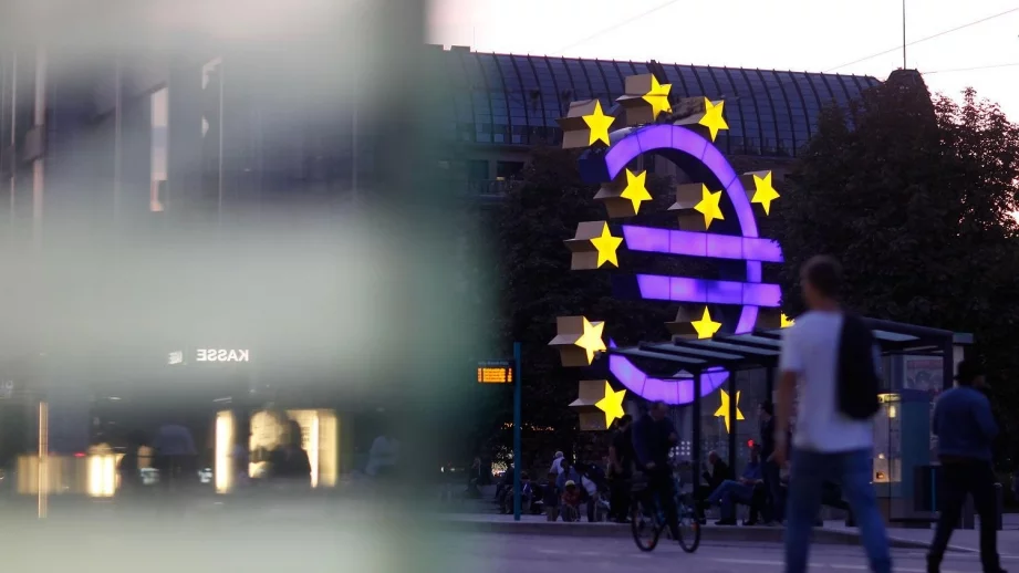 Инфлацията в еврозоната се покачи до 5-годишен връх 