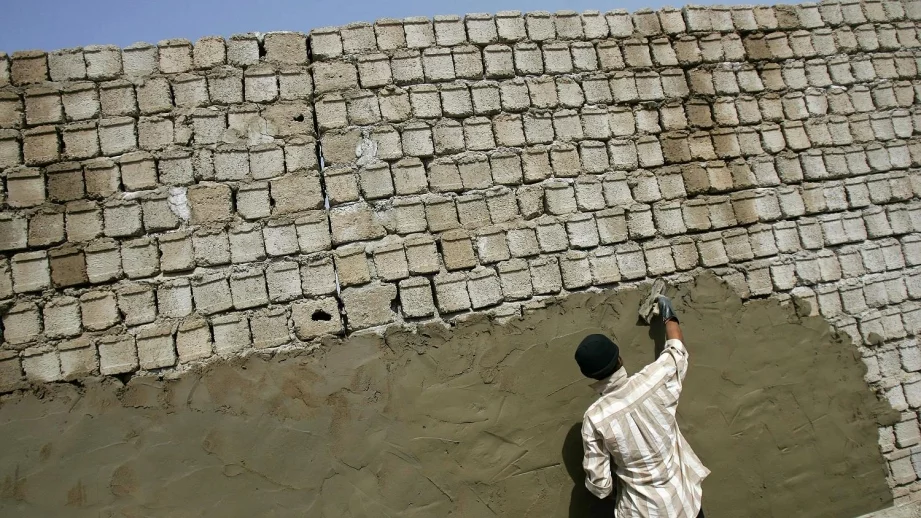 Най-големият концерн на цимент разследван за връзки с терористи