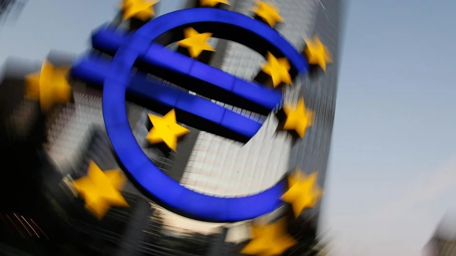 БСК: Забавянето на влизането ни в еврозоната влошава икономиката