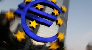 Експерт: България може да влезе в еврозоната най-рано през 2022 г.