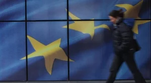 2013/10/10/0331772001381406926