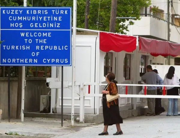 Кипър започна ново разминиране на част от буферната зона