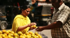 Нови мерки за овладяване на хаоса след паричната реформа в Индия
