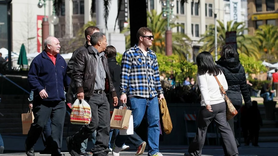 Нови 161 000 работни места в САЩ през октомври 