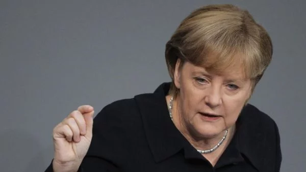 Меркел с остра критика към предложенията на Вишеградската четворка