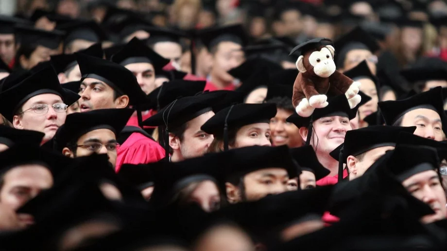 Чуждестранните студенти са ключът към икономическия прогрес на Великобритания