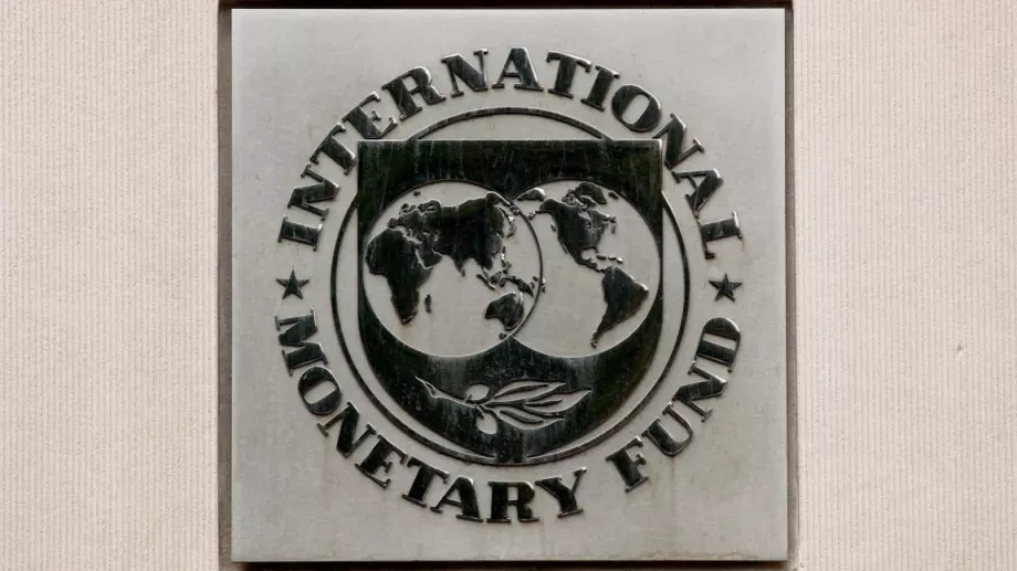 МВФ: Войната в Украйна ще удари световната икономика