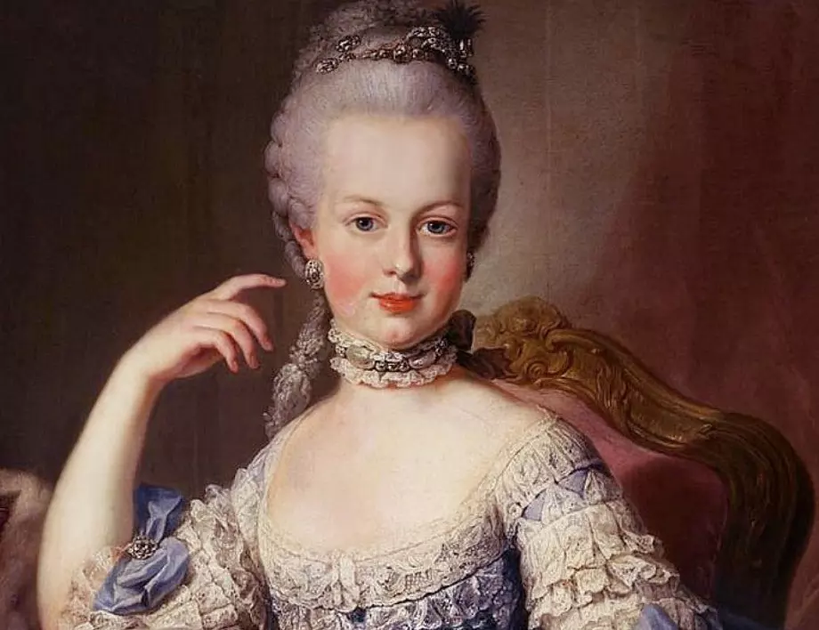 Продадоха две гривни на Мария Антоанета за 8 милиона долара