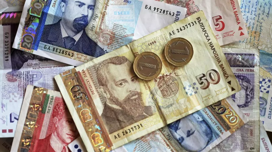 Над 75 000 души ще запазят работата си по мярката 60/40