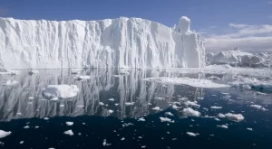 Русия ще получава над половината от добивания от Арктика петрол 