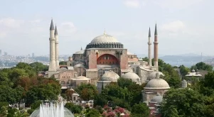 Ердоган иска да върне на "Света София" статут на джамия