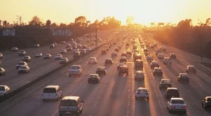 Продажбите на автомобили в Румъния скачат, производството намалява