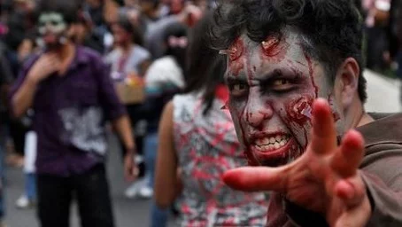 Финансист напусна работа, за да стане зомби