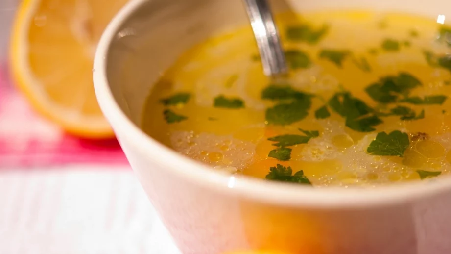 Мъртъв плъх в супата струва на ресторант 190 млн. долара (Снимка)