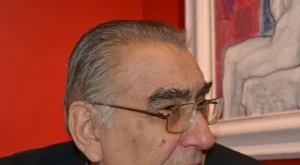 Почина Светлин Русев