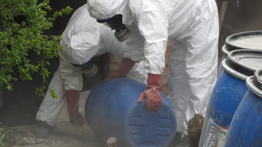 Държавата иска отново да позволи опасни пестициди, алармират от "Зелените"