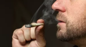 Във Вашингтон вече е легално да се пуши марихуана 