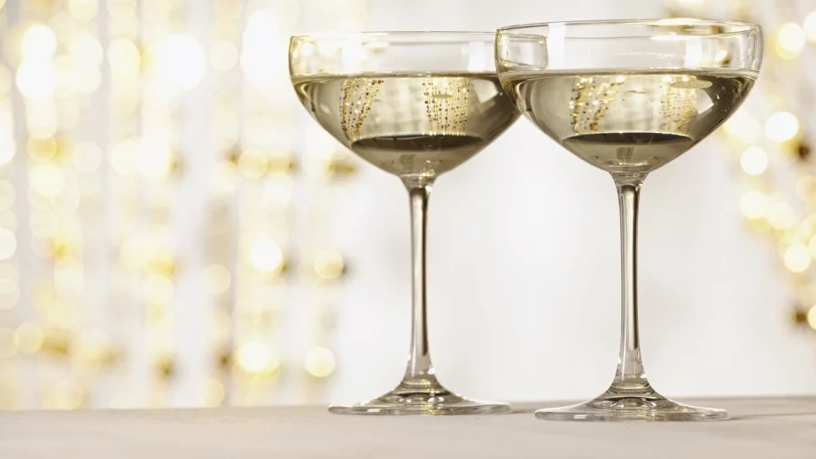 Каква е връзката между шампанското и електроцентралите от ново поколение?