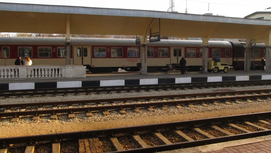 БДЖ получава 100 млн. лева за нови влакове 