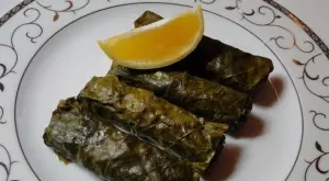 Постни сарми с листа от липа