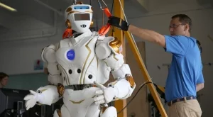 Роботи скоро може да вземат хляба на брокерите и регулировчиците 