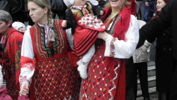 Празнуваме Бабинден