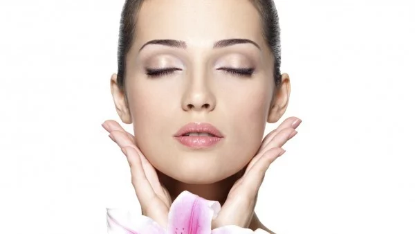 Тоник за мазна кожа