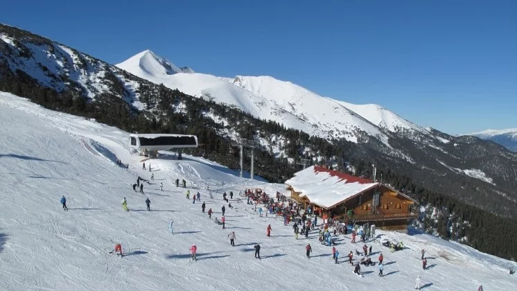 Чакаме 4 - 5% ръст в зимния туризъм 