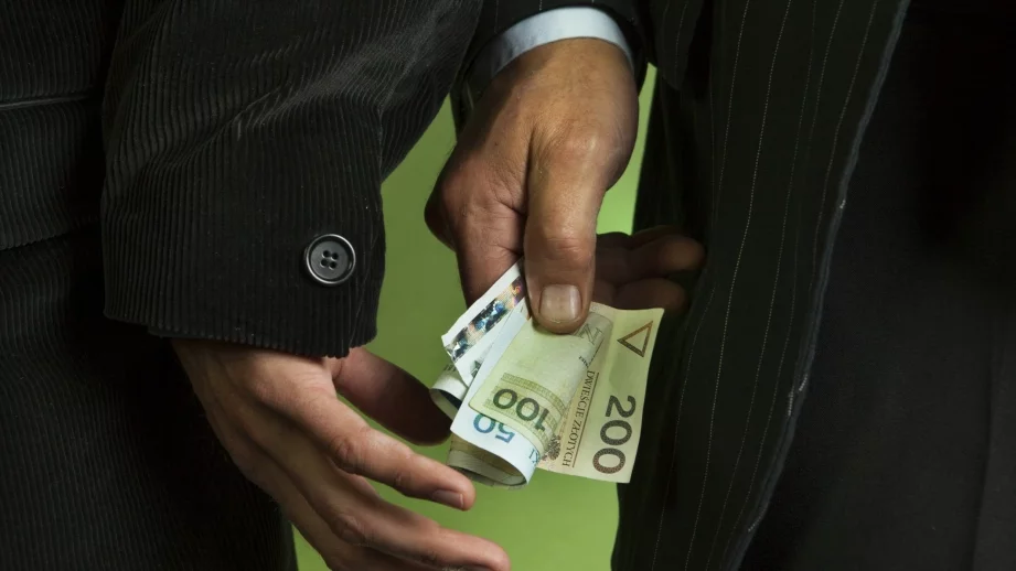 Близо една четвърт от родните бизнесмени са склонни да дадат подкуп