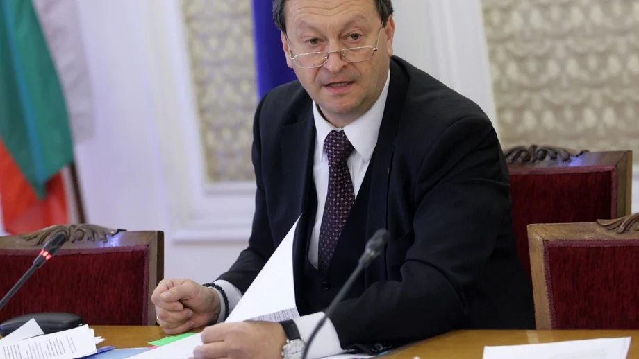 Депутатите решиха да не признаваме вина по делото на ЕК за БЕХ